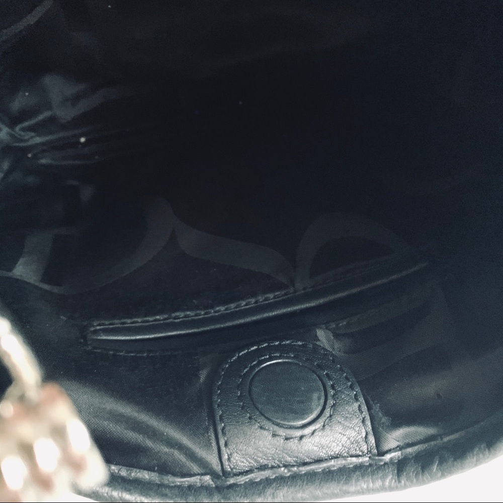 Banana Republic Black Leather Shoulder Bag/Purse - Picture 9 of 12